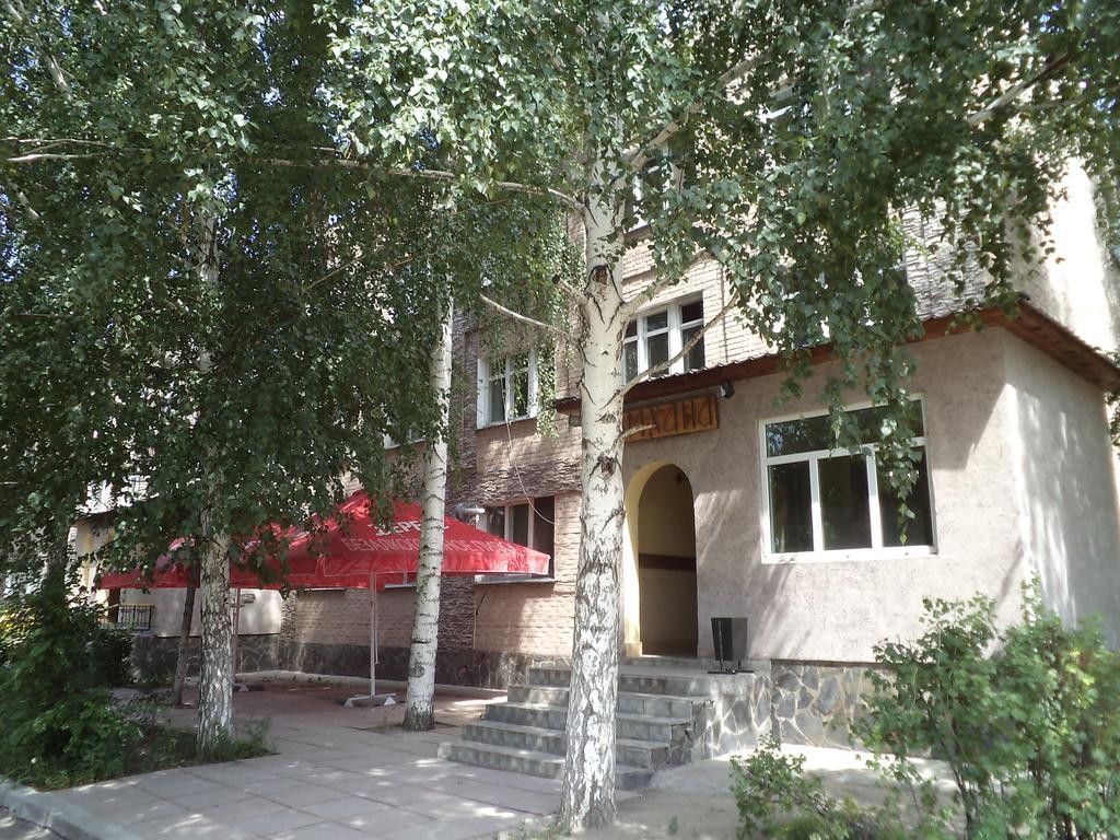 GALIRAD Hotel Ustʼ-Kamenogorsk Exterior foto